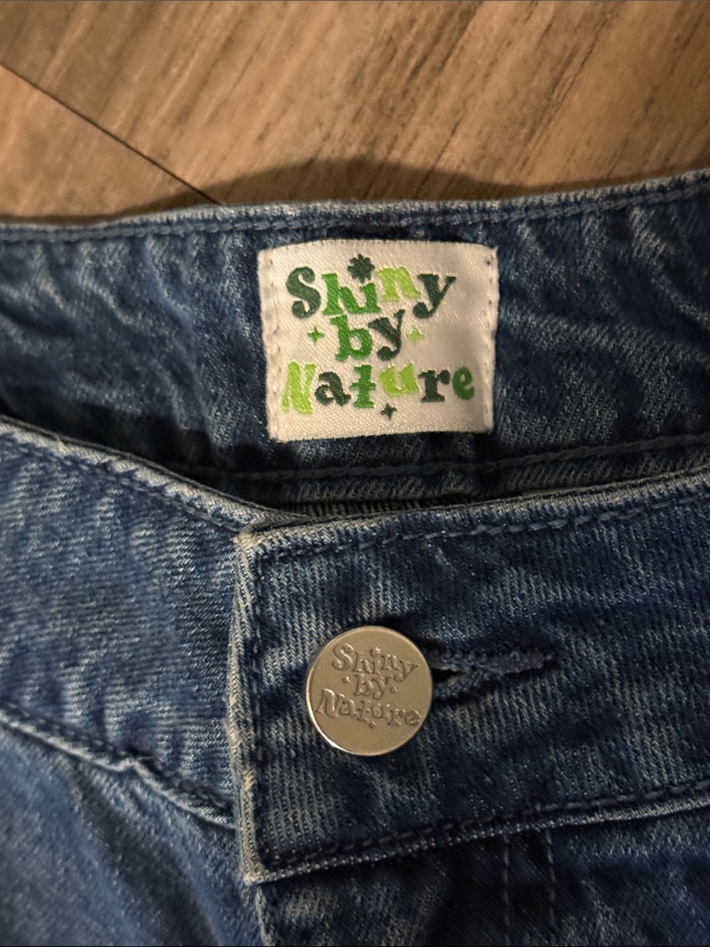 “Shinny by Nature” Women's Blue Denim Jeans flare , for wide hips.